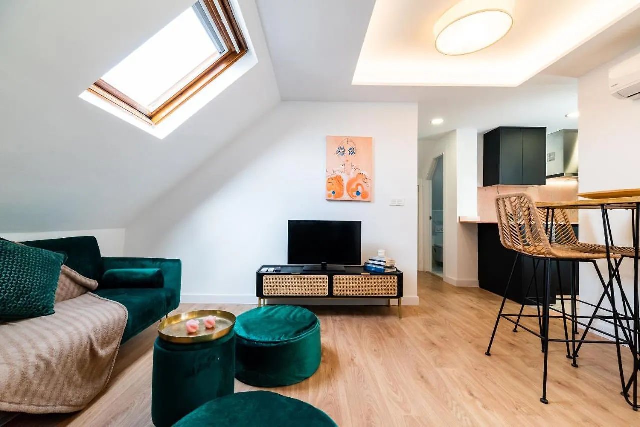 Wekey Homes Aben Humeya, Centro Granada contacts