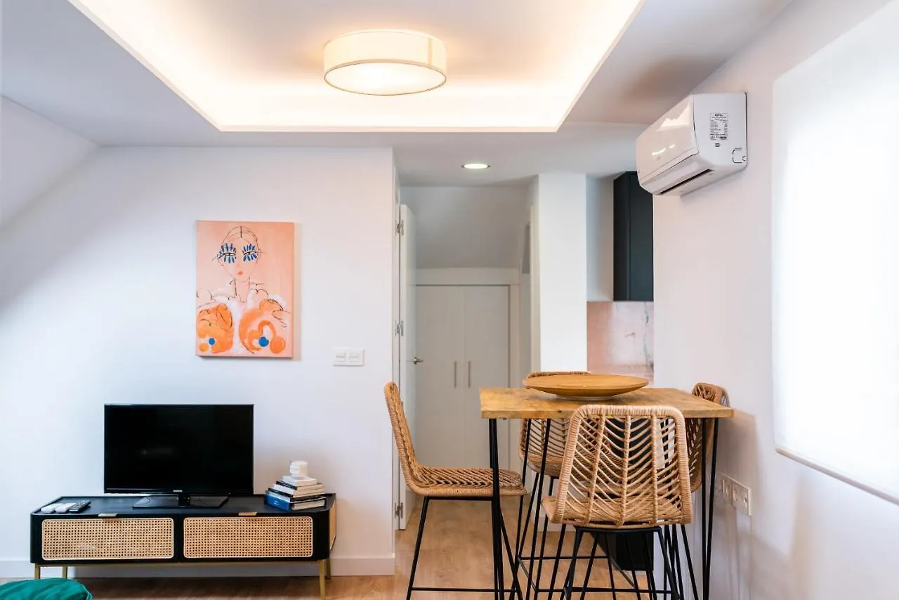 Wekey Homes Aben Humeya, Centro Granada Apartment